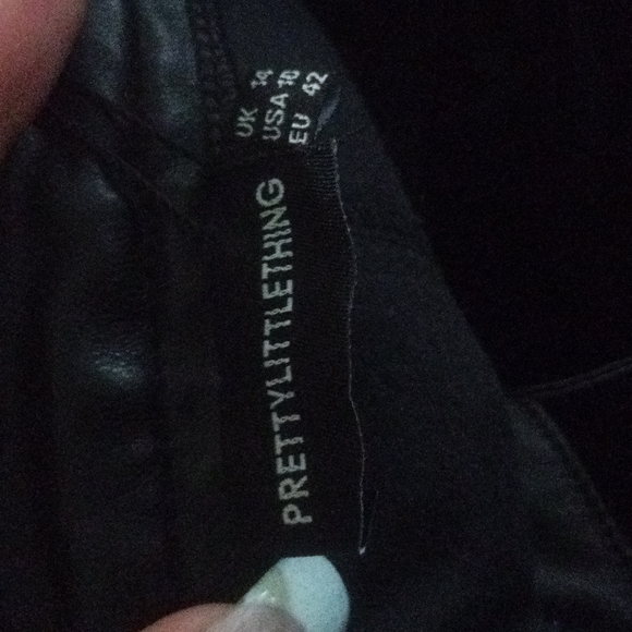 Pleather pants , Cut out, G-string, PrettyLittleThing - Picture 3 of 4